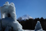 氷柱と富士山